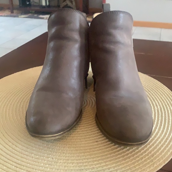 Lucky Brand all leather soft shoe boots Wms Sz 7.5 - Picture 4 of 6
